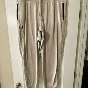 Under Armour Men's Beige Jogger Pants